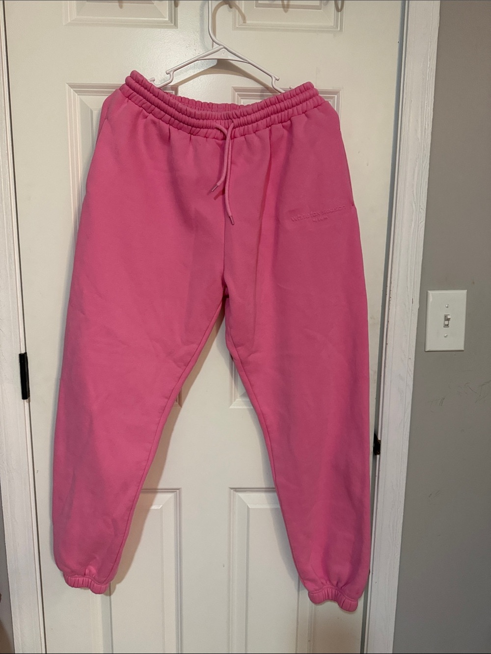 White Fox Season Pink Hoodie & Jogger Set
Hoodie Size M/L | Joggers Size M - Picture 3 of 5